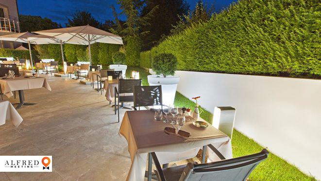 Le Richebourg Hôtel Restaurant & Spa ****, Restaurant, Vosne-Romanée, France