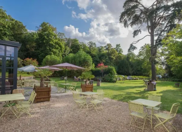 Relais du Silence le Domaine des Thômeaux - The Originals, Restaurant, Mosnes, Centre-Val de Loire, France