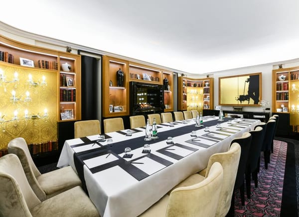 Maison Astor Paris Curio by Hilton, Hôtel 4*, France