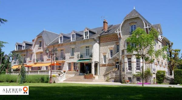 Hôtel Restaurant Logis Le Parc Sologne ***, Hôtel 3*, Salbris, France