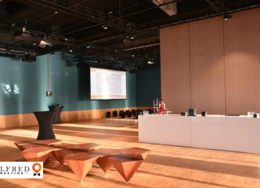 Titan Espace Evènementiel, Salle de réception / Espace événementiel, Nantes, Pays de la Loire, France