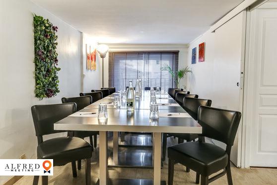 Au Réservoir, Restaurant, Lyon, Auvergne-Rhône-Alpes, France