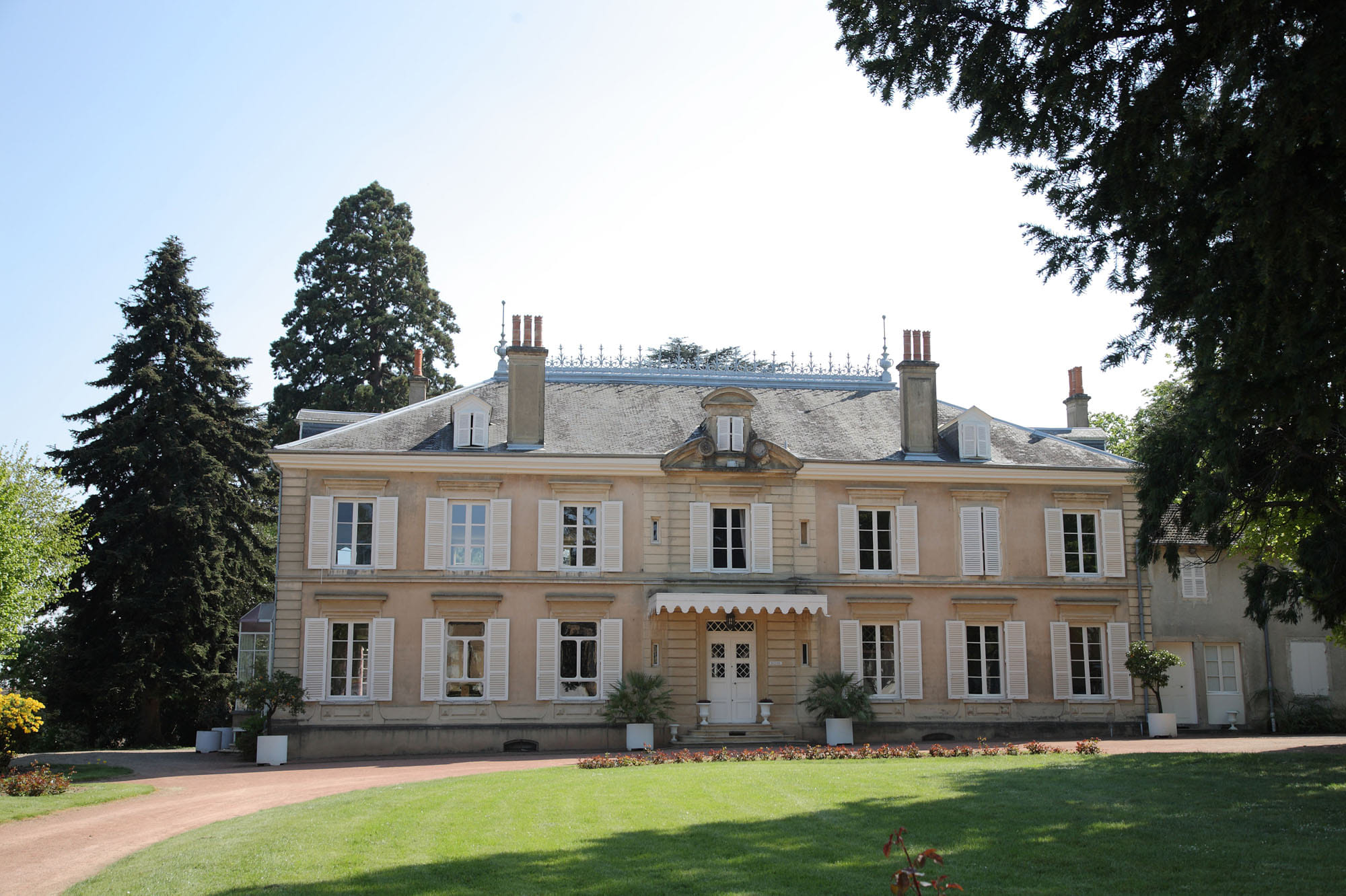 Château des Ravatys, Château / Domaine, Saint-Lager, Auvergne-Rhône-Alpes, France