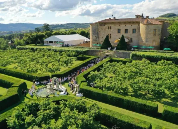Château de Bagnols *****, Château / Domaine, Bagnols, Auvergne-Rhône-Alpes, France