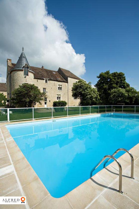 Château de Bellecroix ***, Château / Domaine, Chagny, France