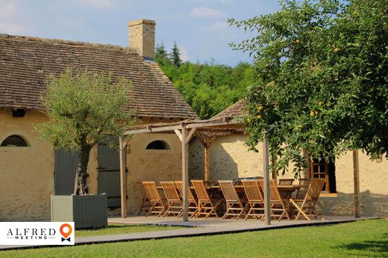 Les Bussonnières, Château / Domaine, Savigné-l'Évêque, France