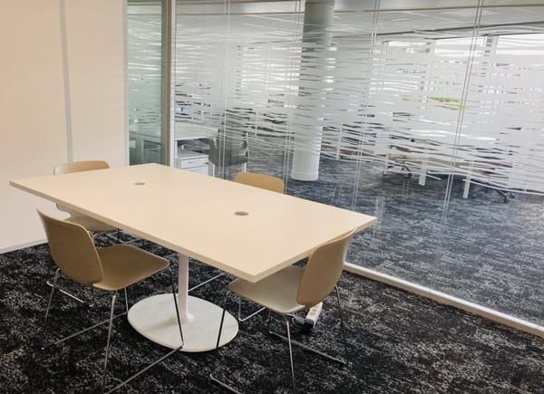 Centre d'Affaires Emergence Issy-les-Moulineaux, Centre d'affaires, France