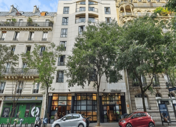 BURO Club Paris République, Centre d'affaires, France