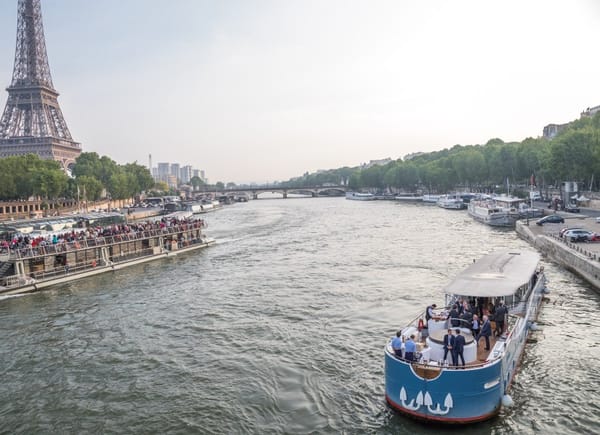 Yacht Joséphine, Bateau Naviguant, Paris, Île-de-France, France