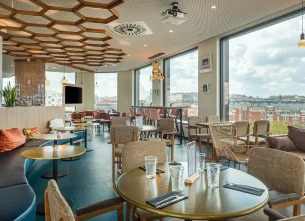 Maison Montmartre, Restaurant, Paris, Île-de-France, France