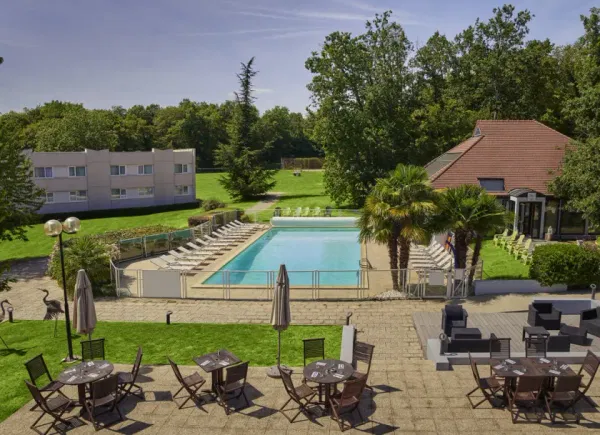 Hôtel Novotel Fontainebleau Ury ****, Hôtel 4*, Ury, Île-de-France, France