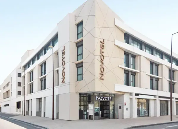 Novotel Avignon Centre ****, Hôtel 4*, Avignon, Provence-Alpes-Côte d'Azur, France