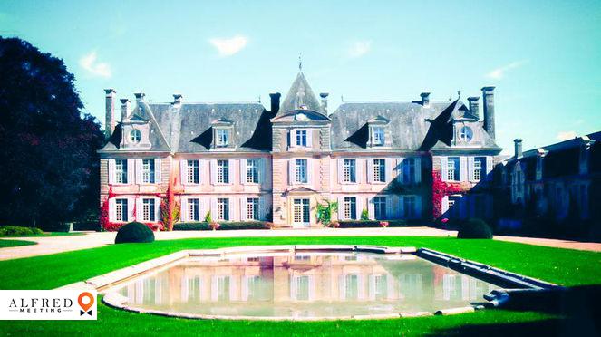 Château de Curzay ****, Château / Domaine, Lusignan, France