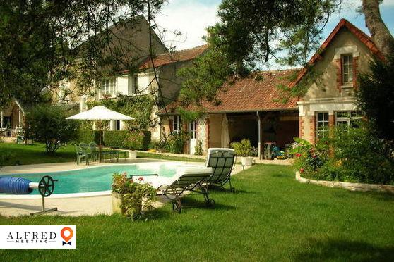 Domaine du Bouloy, Château / Domaine, Druyes-les-Belles-Fontaines, France