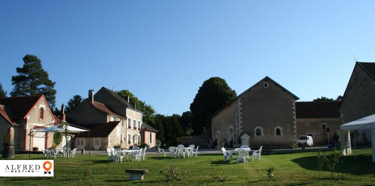 Domaine du Bouloy, Château / Domaine, Druyes-les-Belles-Fontaines, France