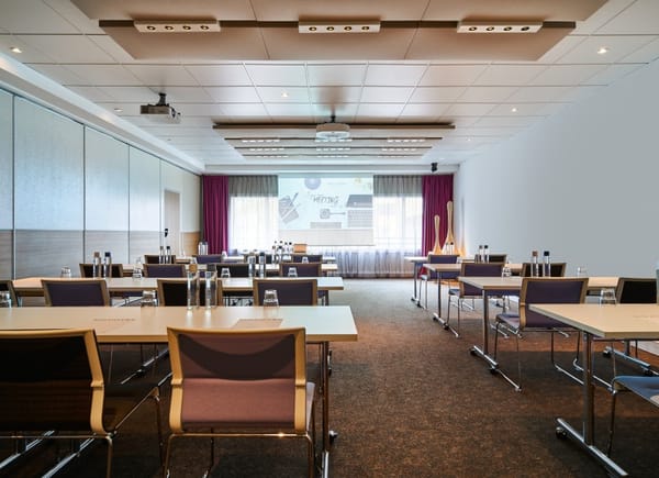 Novotel Paris Rueil Malmaison ****, Hôtel 4*, Rueil-Malmaison, Île-de-France, France