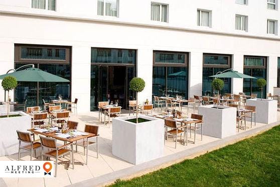 Courtyard by Marriott Paris Saint Denis ****, Hôtel 4*, Saint-Denis, Île-de-France, France