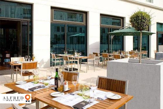 Courtyard by Marriott Paris Saint Denis ****, Hôtel 4*, Saint-Denis, Île-de-France, France