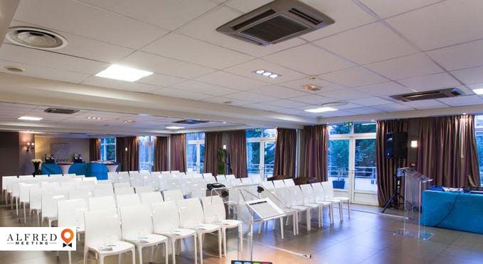 Kyriad Roissy Villepinte Parc des Expositions ****, France