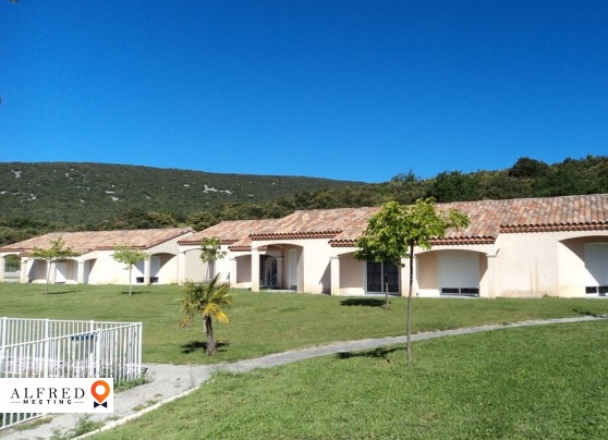 Parc Sports et Loisirs - Résidence***, Village Vacance, Brissac, France