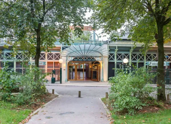 Nouveau Chalet du Lac, Restaurant, Paris, Île-de-France, France