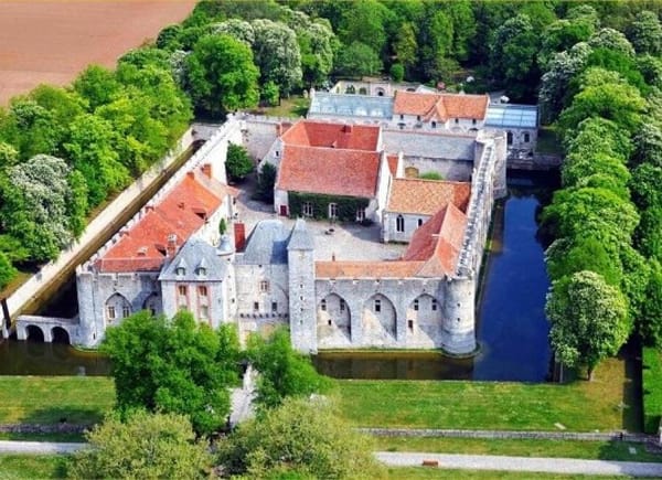 Château de Farcheville, Château / Domaine, Bouville, France