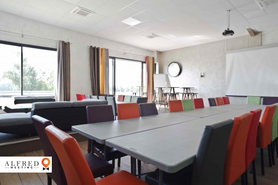 Les Voiles du Grand Large, Château / Domaine, Meyzieu, France