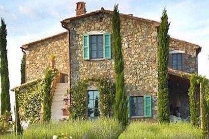 A Tuscan estate with a bucolic atmosphere